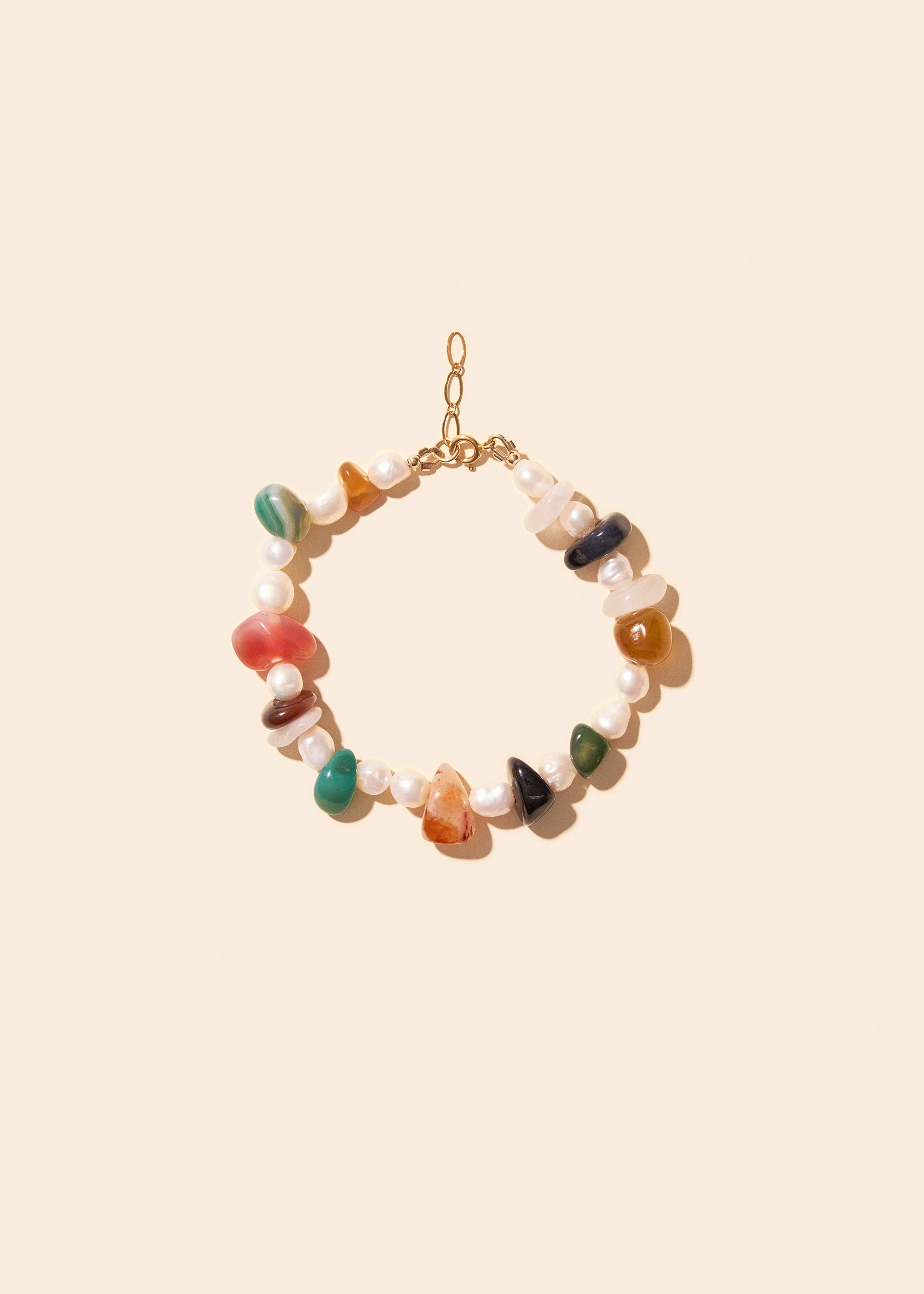 CAMILLECOLETTESTUDIOXNENESBraceletdechevilleperlesd_eaudouceetpierresnaturelles_jpg.jpg